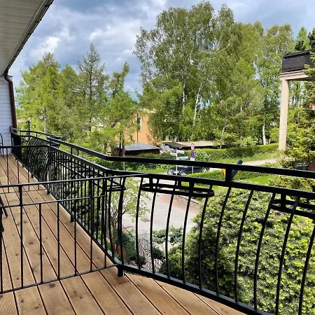 Konukevi Barbara And