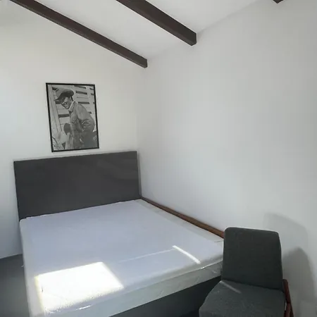 Barbara And Jastrzębia Góra