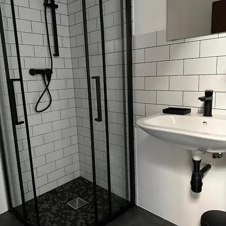 بيت ضيافة Barbara And 3*